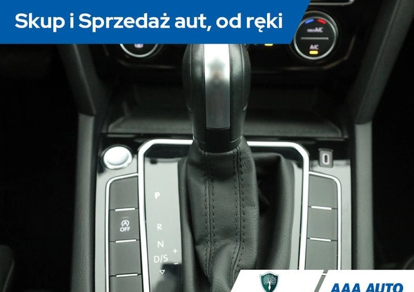 Volkswagen Arteon cena 113001 przebieg: 157304, rok produkcji 2020 z Ujazd małe 301